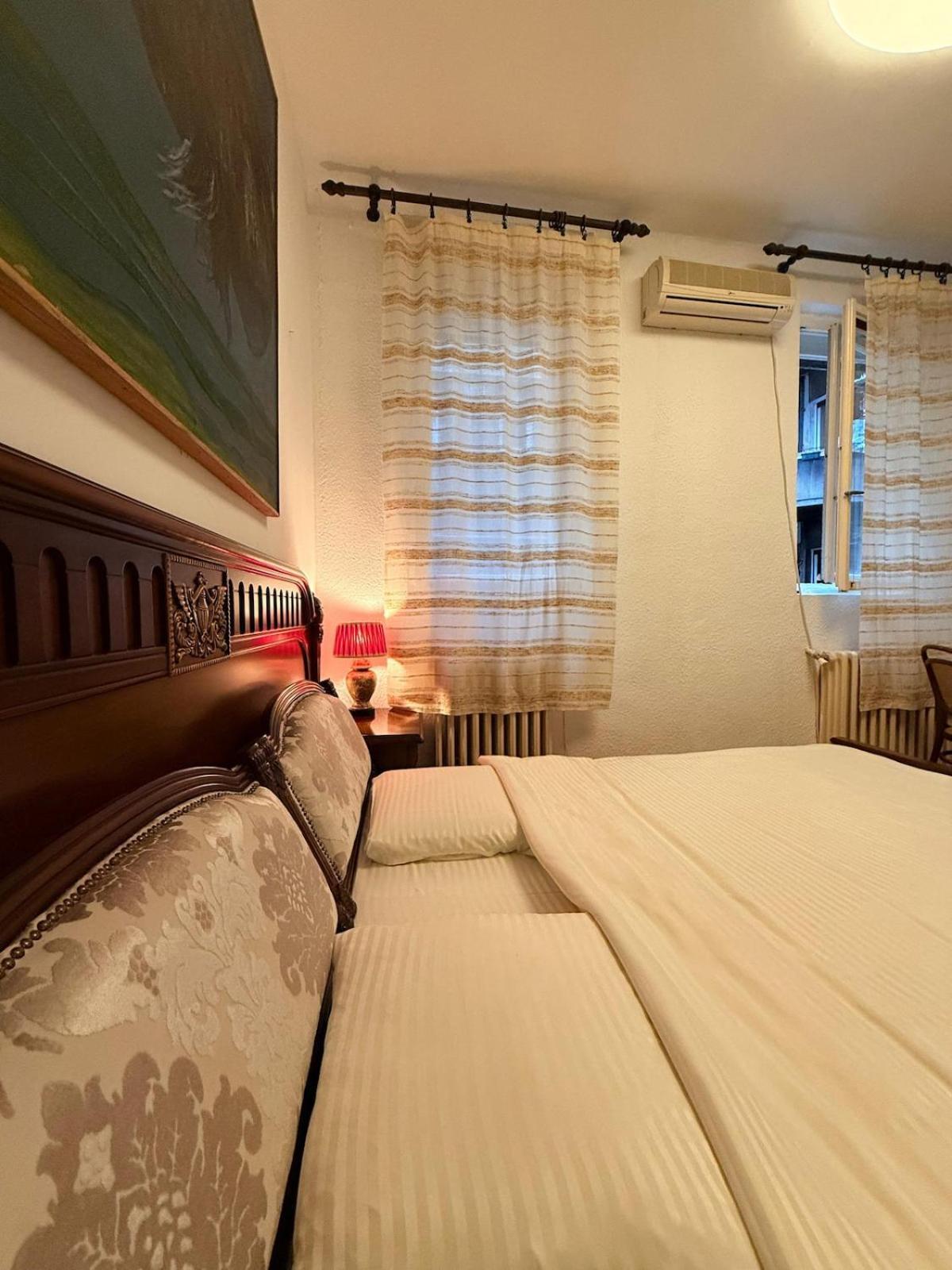 Knez Mihailova Apartment, City Center 베오그라드 외부 사진